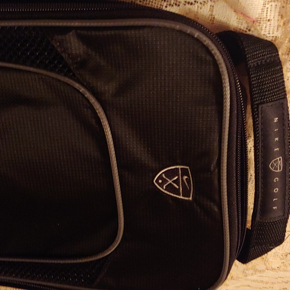 NIKE GOLF BAG ACCESSORIES AND BALLS NWOT - Picture 5 of 5